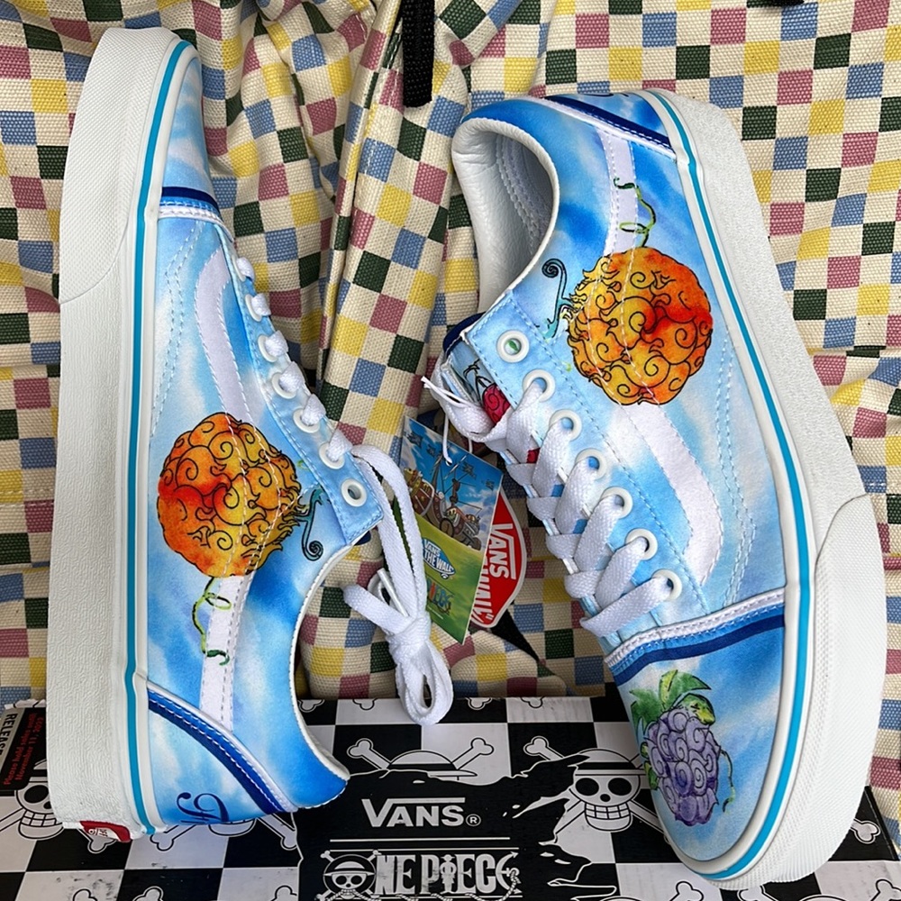 Vans WMNS Old Skool
One Piece Devil Fruit True
VN0007NT7WM
Sneakers - Picture 12 of 16